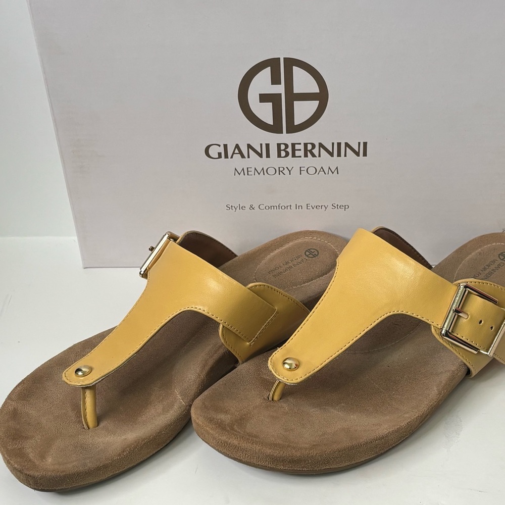 Giani Bernini Memory Foam Slide On Leather Sandals Size 8